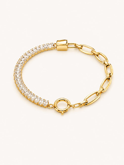 Aurora Link Tennis Bracelet in 18K gold plated stainless steel featuring baguette-cut white CZ stones paired with modern paperclip chain links.